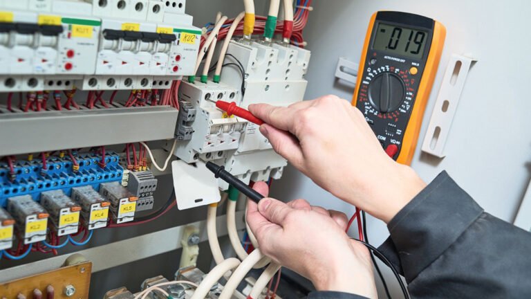 Elektrik Pano Arızası için bize ulaşın. 0501 076 2230